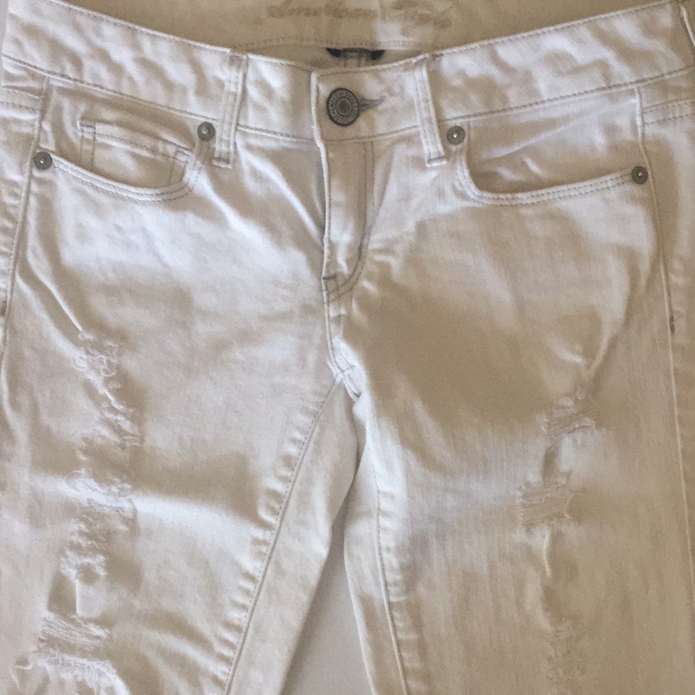 American Eagle Skinny White jeans